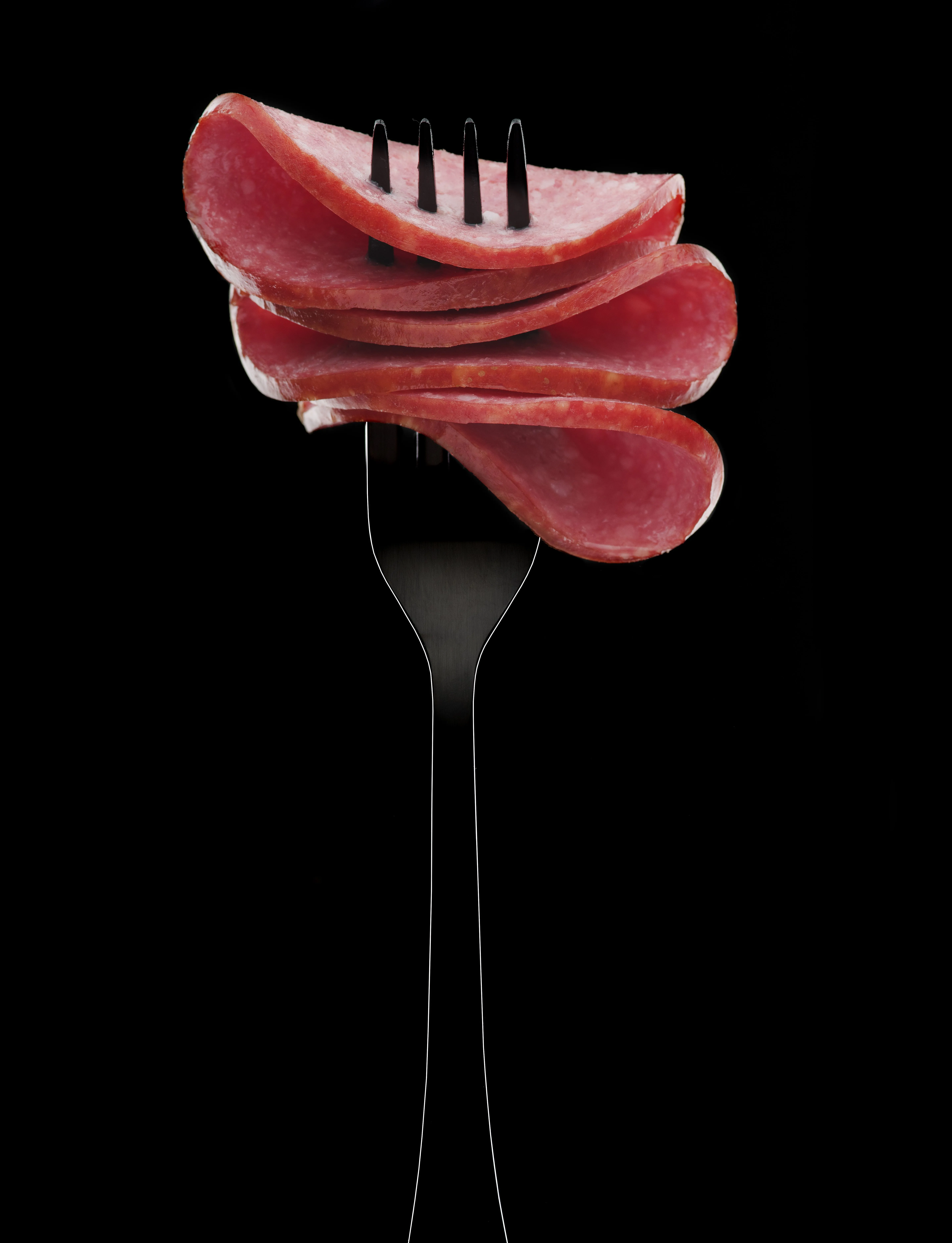 ЗАМОРАЖИВАЮТ ЛИ КОЛБАСУ? КАК ЭТО СДЕЛАТЬ ПРАВИЛЬНО?